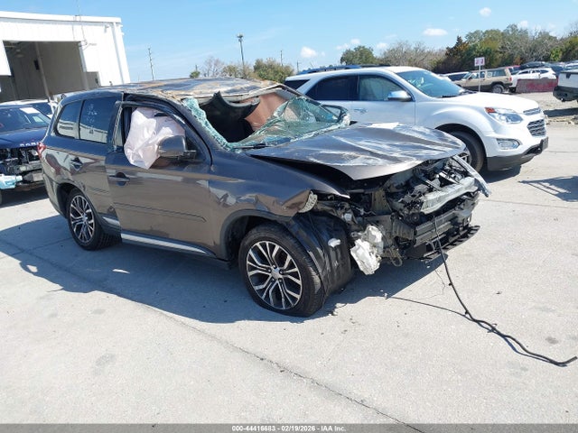2017 MITSUBISHI OUTLANDER JA4AD3A3XHZ066804 Photo 0
