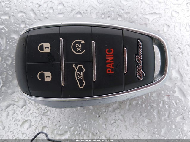 2022 ALFA ROMEO STELVIO ZASPAKBN9N7D43640 Photo 10