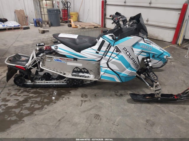 Polaris Snowmobile 2015 SN1DS6PS2FC544378 Image 8