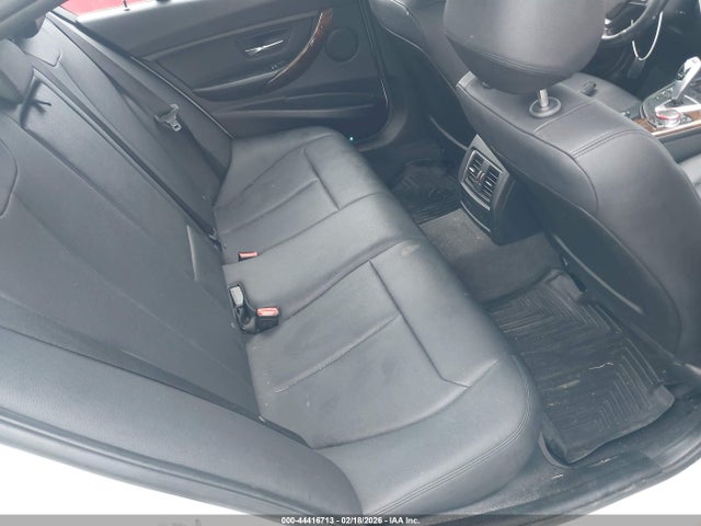 2017 BMW 320I WBA8E5G52HNU42308 Photo 7