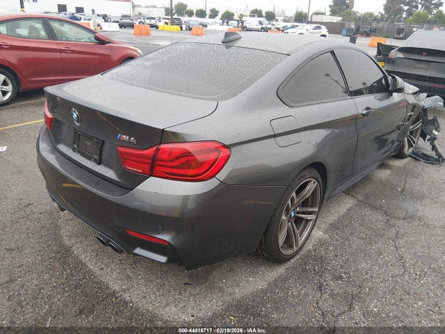2018 BMW M4 WBS4Y9C55JAC86263 Photo 3