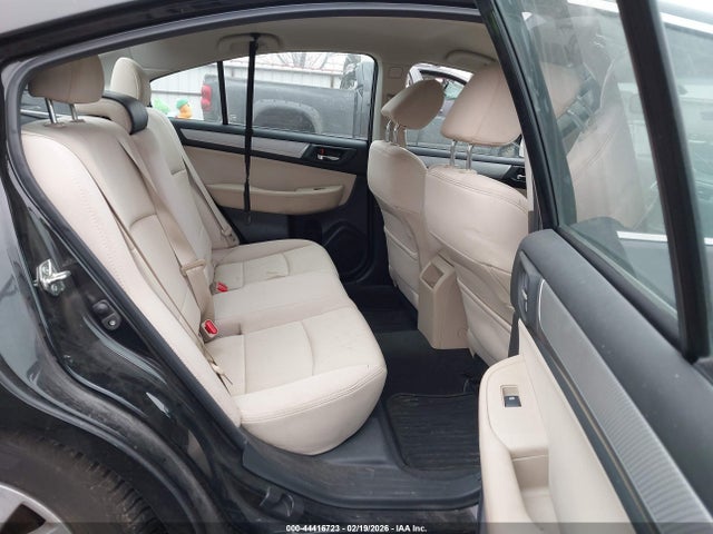 44416723 :رقم المزاد ، 4S3BNAC68F3065671 vin ، 2015 Subaru Legacy 2.5i Premium مزاد بيع