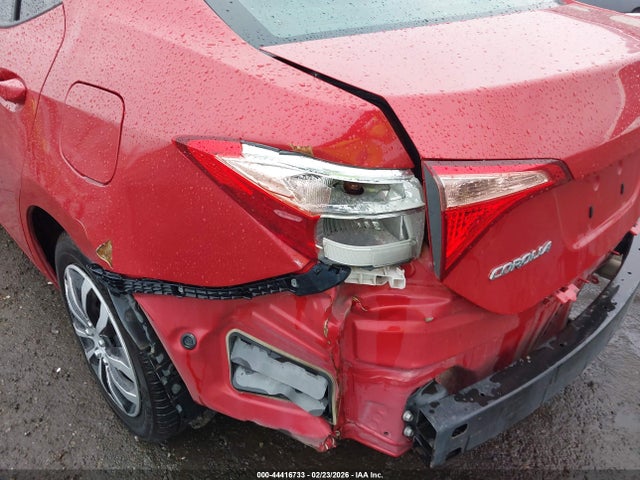 5YFBURHE8KP886496 Toyota COROLLA LE