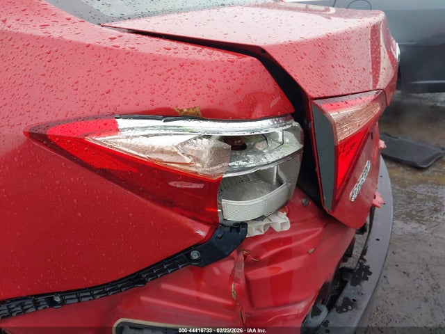 5YFBURHE8KP886496 Toyota COROLLA LE