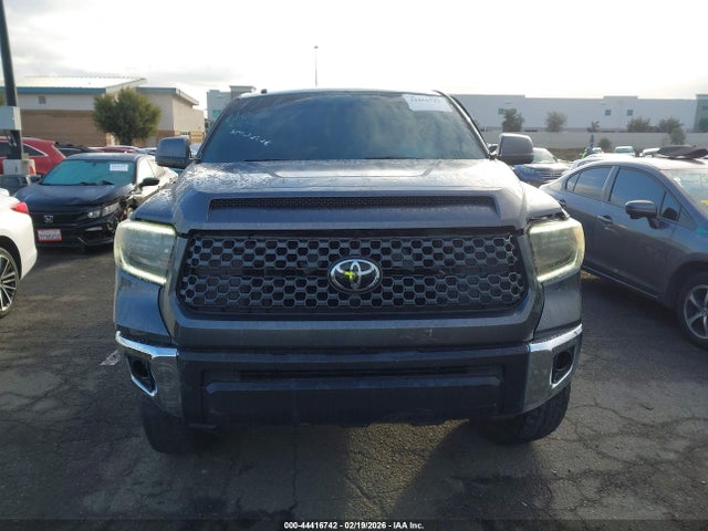 5TFEY5F17GX205070 Toyota Tundra Sr5 5.7l V8