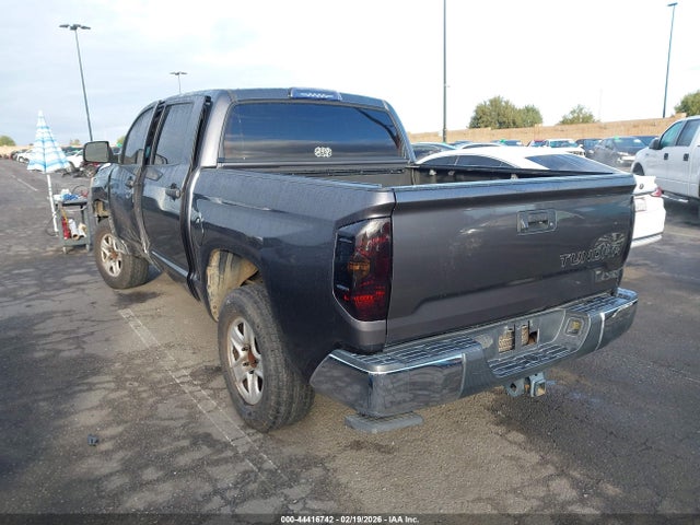 5TFEY5F17GX205070 Toyota Tundra Sr5 5.7l V8