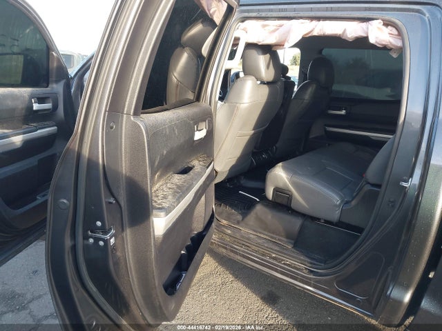 5TFEY5F17GX205070 Toyota Tundra Sr5 5.7l V8