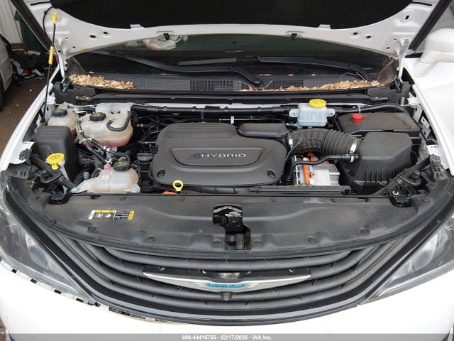 44416755 :رقم المزاد ، 2C4RC1N79JR358926 vin ، 2018 Chrysler Pacifica Hybrid Limited مزاد بيع