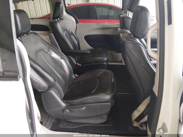 44416755 :رقم المزاد ، 2C4RC1N79JR358926 vin ، 2018 Chrysler Pacifica Hybrid Limited مزاد بيع