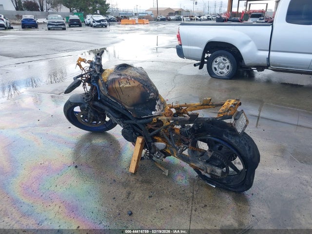 Suzuki SV650 2017 JS1VP55A5H2100864 Image 3