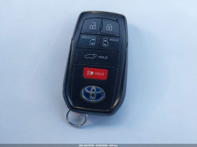 5TDZRKEC7MS009776 Toyota Sienna Limited
