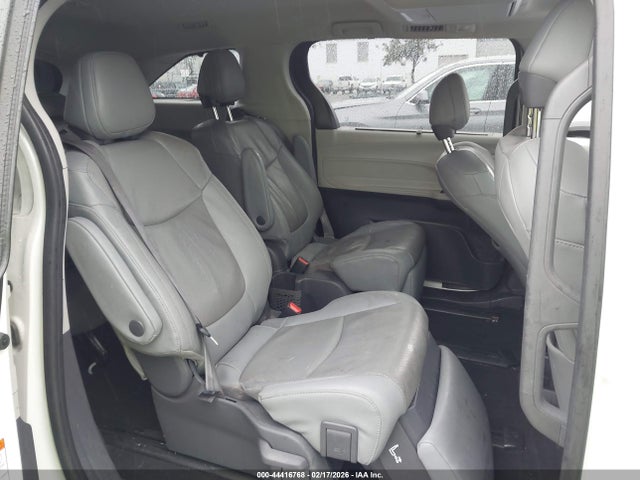 5TDZRKEC7MS009776 Toyota Sienna Limited