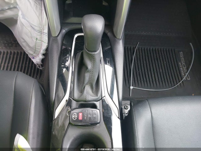 44416781 :رقم المزاد ، 7MUDAAAG5RV074126 vin ، 2024 Toyota Corolla Cross Xle مزاد بيع