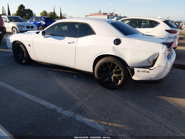 2C3CDZFJ0KH552221 Dodge Challenger R/t Scat Pack