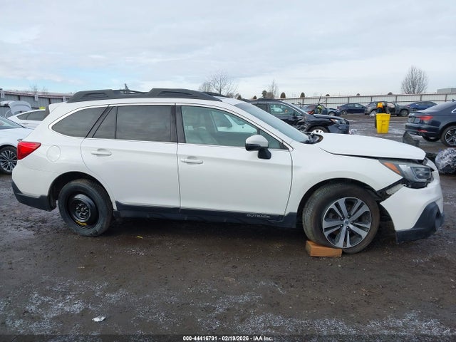 Subaru Outback 2.5i Limited 2018 4S4BSANC2J3297571 Image 13