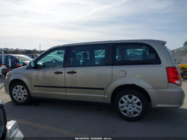 Dodge Grand Caravan American Value Pkg 2015 2C4RDGBG8FR549233 Image 14