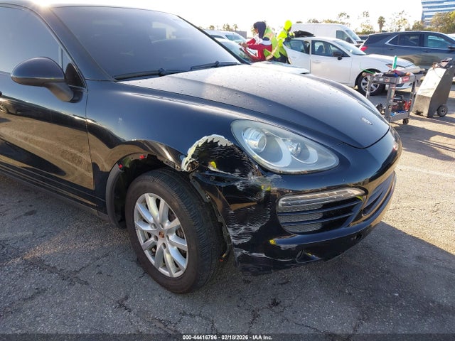 2013 PORSCHE CAYENNE WP1AA2A29DLA10350 Photo 5