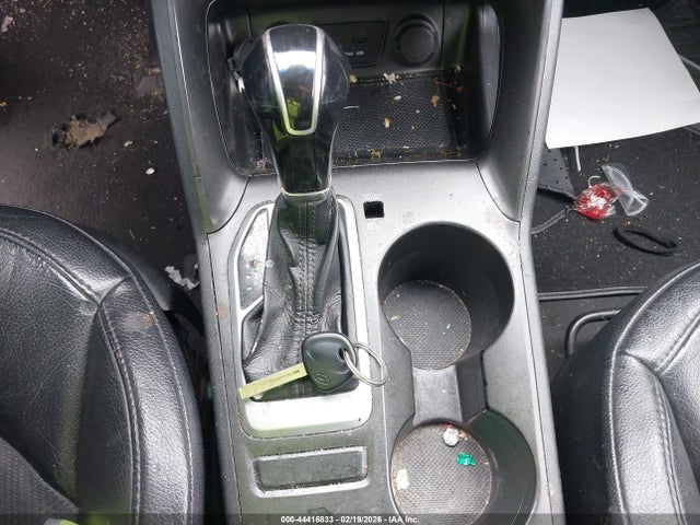 KM8JU3AG8EU873027 Hyundai TUCSON SE