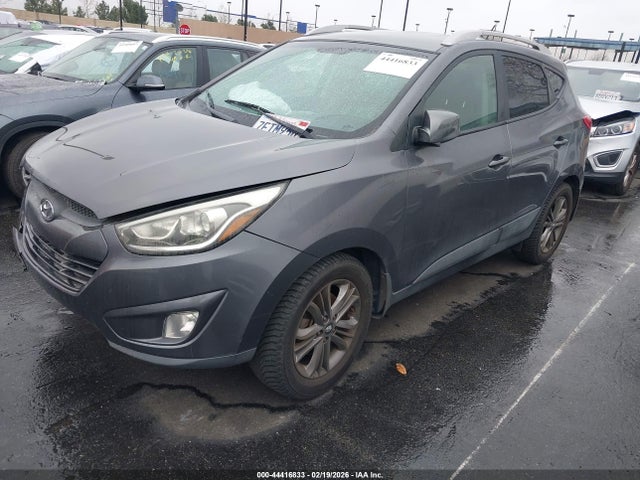 KM8JU3AG8EU873027 Hyundai TUCSON SE