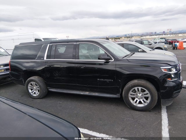 Chevrolet Suburban Lt 2018 1GNSCHKCXJR123976 Image 14