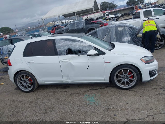 3VW4T7AU8FM005226 Volkswagen Golf Gti 2.0t Se 4-door
