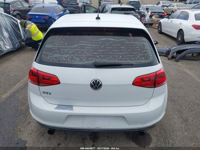 3VW4T7AU8FM005226 Volkswagen Golf Gti 2.0t Se 4-door