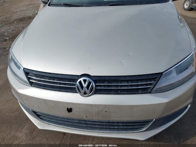 3VWD17AJ0EM219640 Volkswagen Jetta 1.8t Se