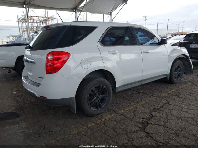 Chevrolet EQUINOX LS 2015 1GNALAEK0FZ100431 Image 4