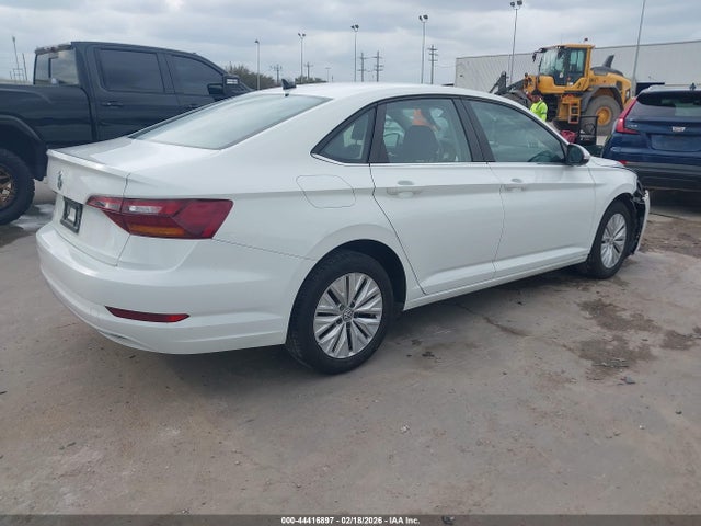 Продажа на аукционе авто 2019 Volkswagen Jetta 1.4t S, vin: 3VWN57BU5KM006714, номер лота: 44416897