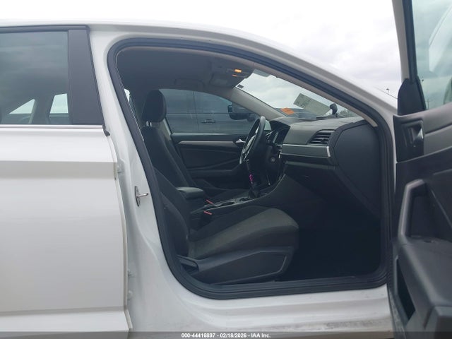 Продажа на аукционе авто 2019 Volkswagen Jetta 1.4t S, vin: 3VWN57BU5KM006714, номер лота: 44416897