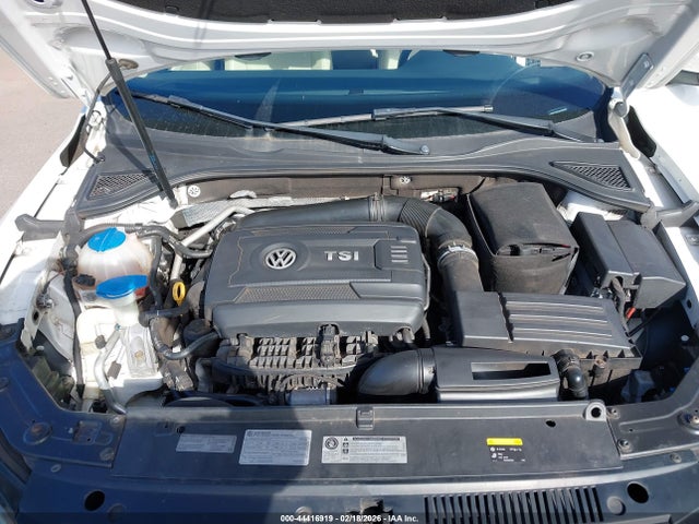 2015 Volkswagen Passat 1.8t Limited Edition მანქანა იყიდება აუქციონზე, vin: 1VWAT7A31FC106734, აუქციონის ნომერი: 44416919