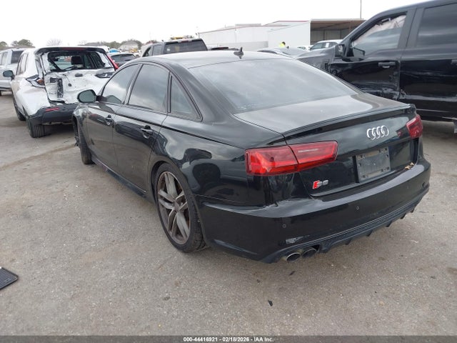 2017 AUDI S6 WAUHFAFC1HN053410 Photo 2