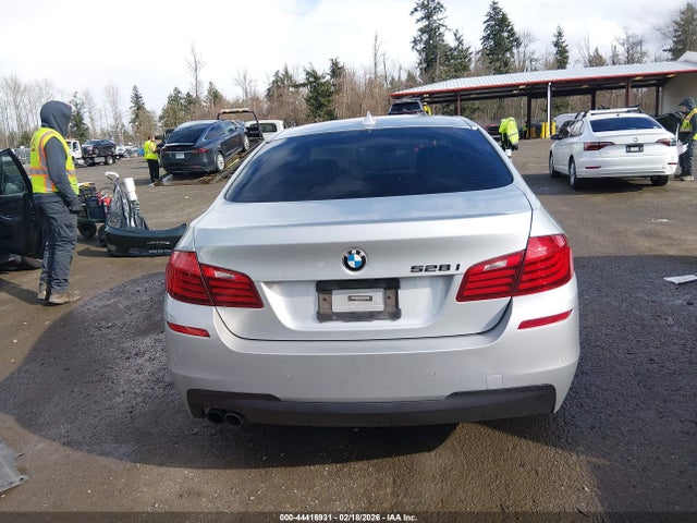 BMW 528I 2015 WBA5A5C51FD512677 Image 17