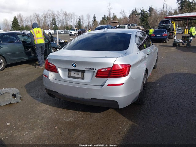 BMW 528I 2015 WBA5A5C51FD512677 Image 4
