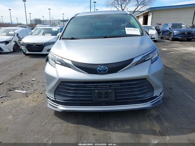 Toyota SIENNA XLE 2021 5TDYRKEC4MS022898 Image 12