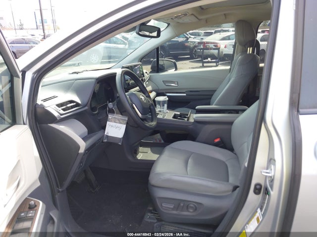 Toyota SIENNA XLE 2021 5TDYRKEC4MS022898 Image 5