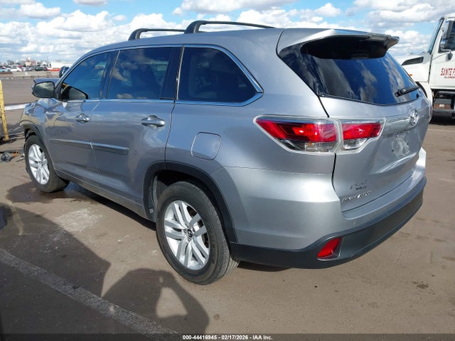 5TDZKRFH3GS173604 Toyota Highlander Le V6