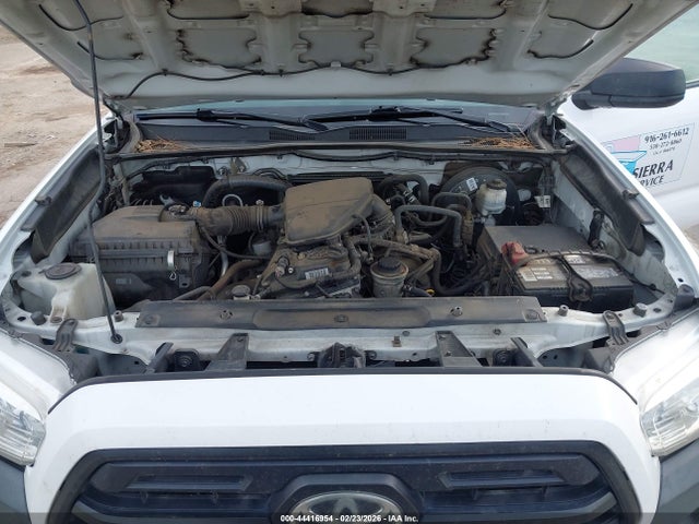 5TFRX5GN2KX145214 Toyota Tacoma Sr