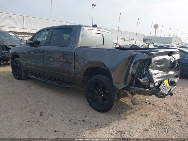 2022 RAM 1500 1C6RREFT5NN364878 Photo 2