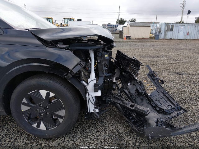KNDNB5KA0T6130445 KIA Carnival Mpv Hybrid Lxs