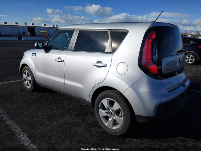 KNDJN2A26H7496393 KIA Soul !