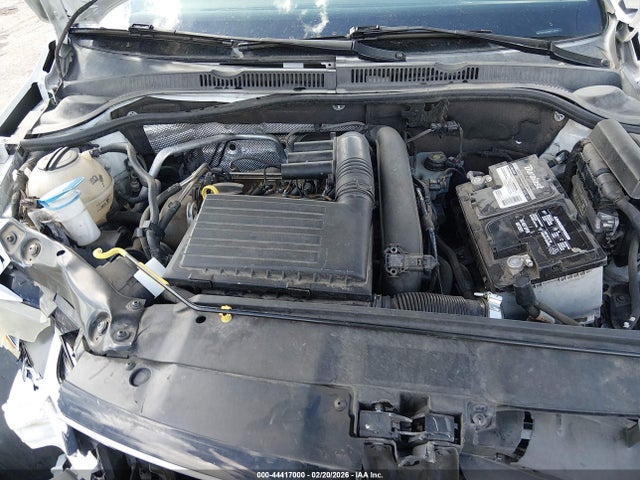 44417000 :رقم المزاد ، 3VW2B7AJ9HM416055 vin ، 2017 Volkswagen Jetta 1.4t S مزاد بيع