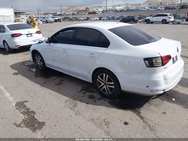 44417000 :رقم المزاد ، 3VW2B7AJ9HM416055 vin ، 2017 Volkswagen Jetta 1.4t S مزاد بيع