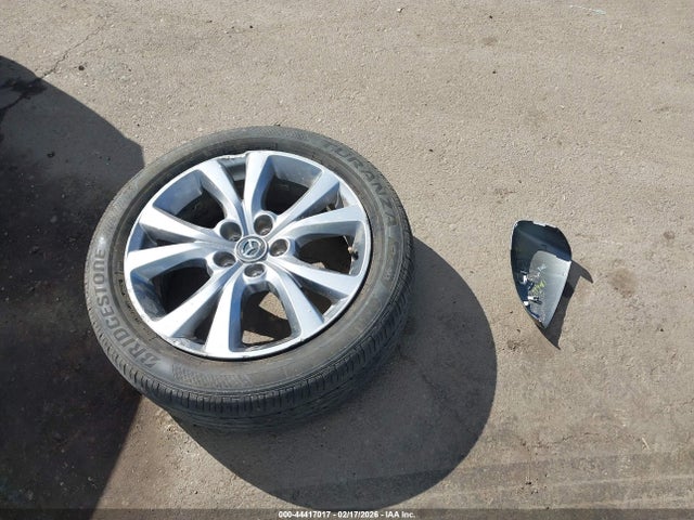 Продаж на аукціоні авто 2024 Mazda Cx-30 2.5 S Preferred Package, vin: 3MVDMBCM5RM712075, номер лоту: 44417017