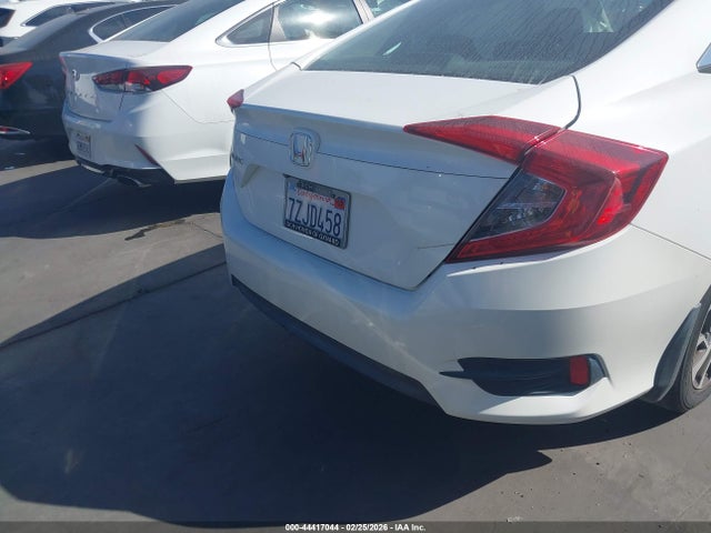 Honda CIVIC EX 2017 2HGFC2F74HH554698 Image 16