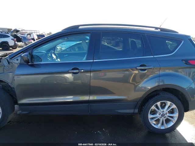 1FMCU0HD4KUC31564 Ford ESCAPE SEL