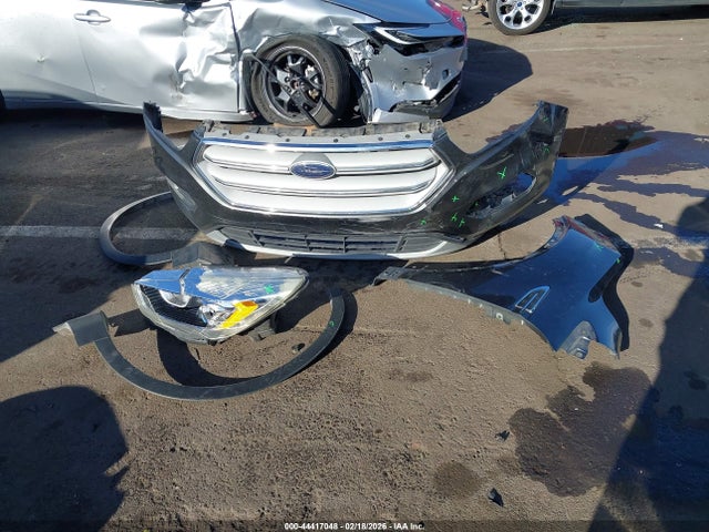 1FMCU0HD4KUC31564 Ford ESCAPE SEL