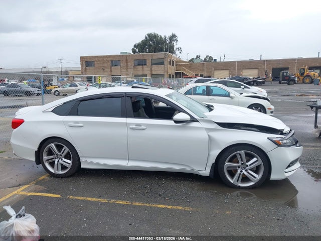 Продажа на аукционе авто 2018 Honda Accord Sport 2.0t, vin: 1HGCV2E35JA044067, номер лота: 44417053