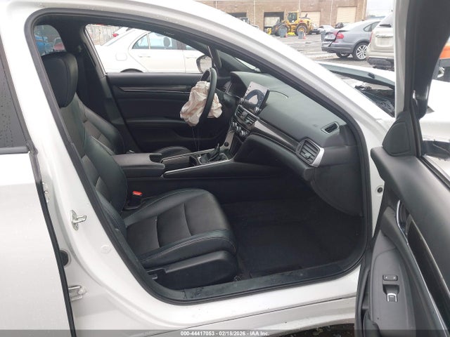 Продажа на аукционе авто 2018 Honda Accord Sport 2.0t, vin: 1HGCV2E35JA044067, номер лота: 44417053