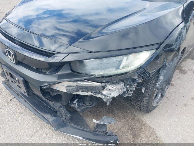 Honda Civic Lx 2019 2HGFC2F67KH520138 Image 6